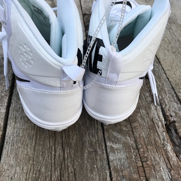 Nike Forced Savage Black on White Football Cleats - Picture 4 of 6